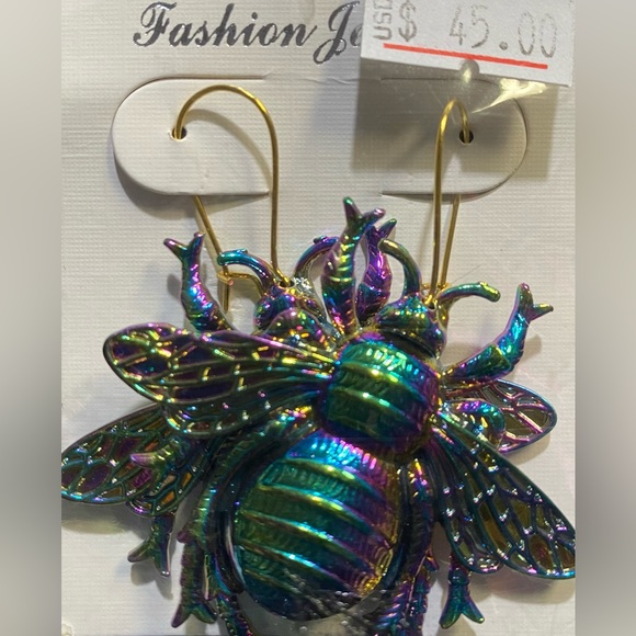 Beetle bug jewelry. - Picture 2 of 2